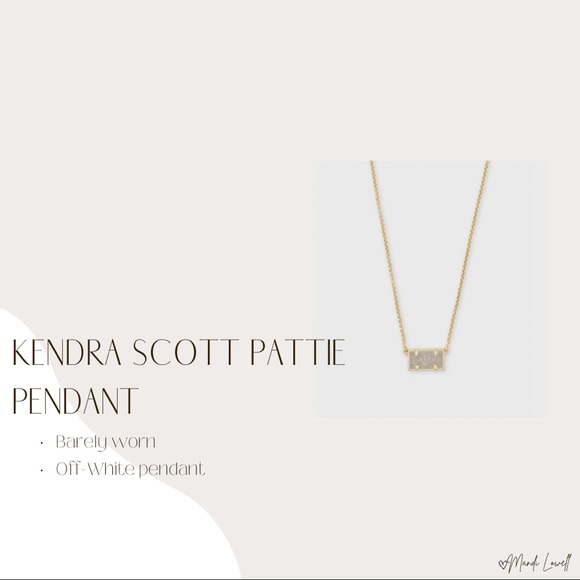 Kendra Scott Jewelry - Kendra Scott Pattie Pendant
